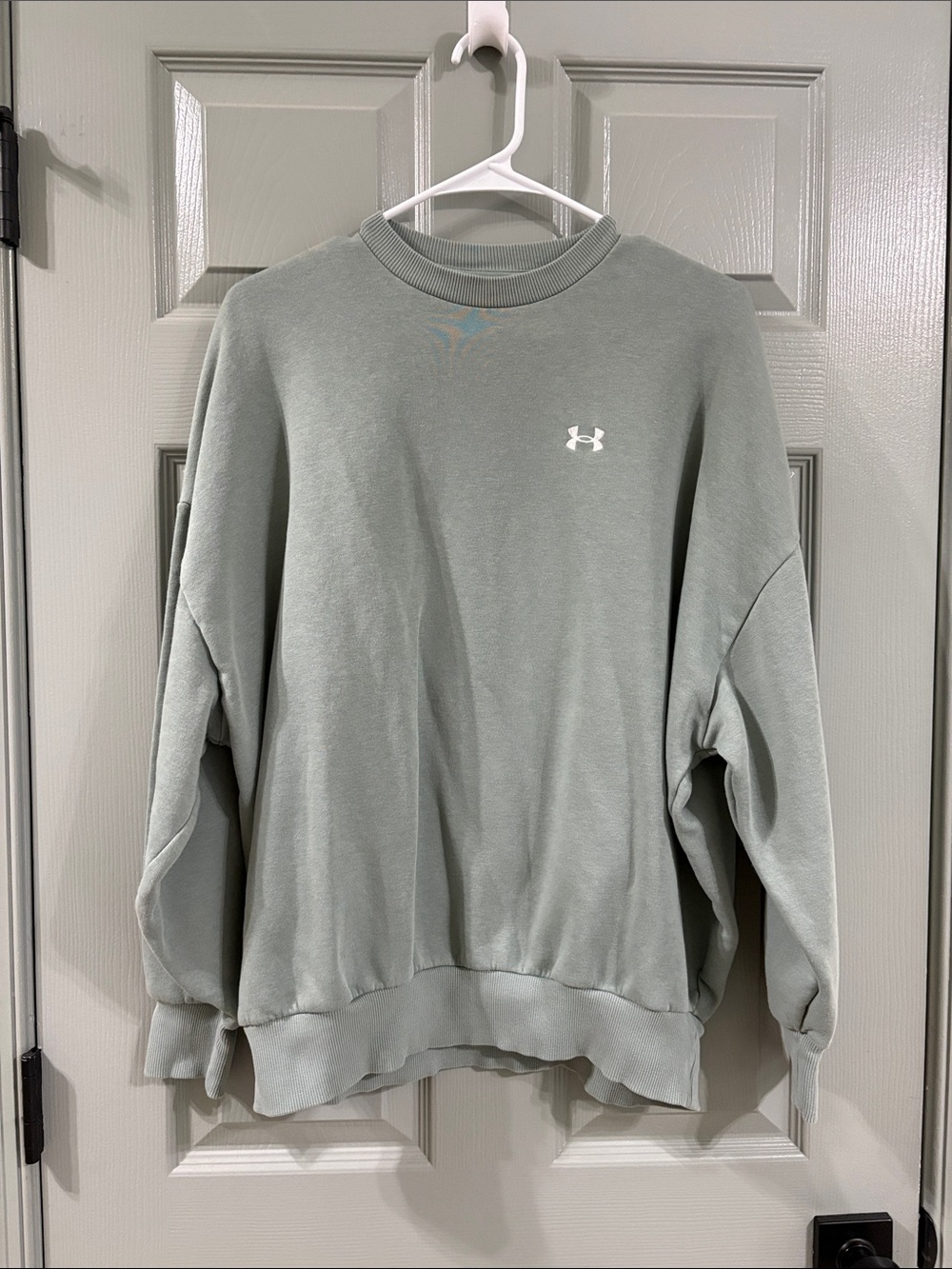 Under Armour Women’s Sage Green Crewneck Sweatshirt